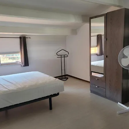 T2+mezzanine 6 Pers, Piscine, Parking, A 300m De La - - Fr-1-388-224 *